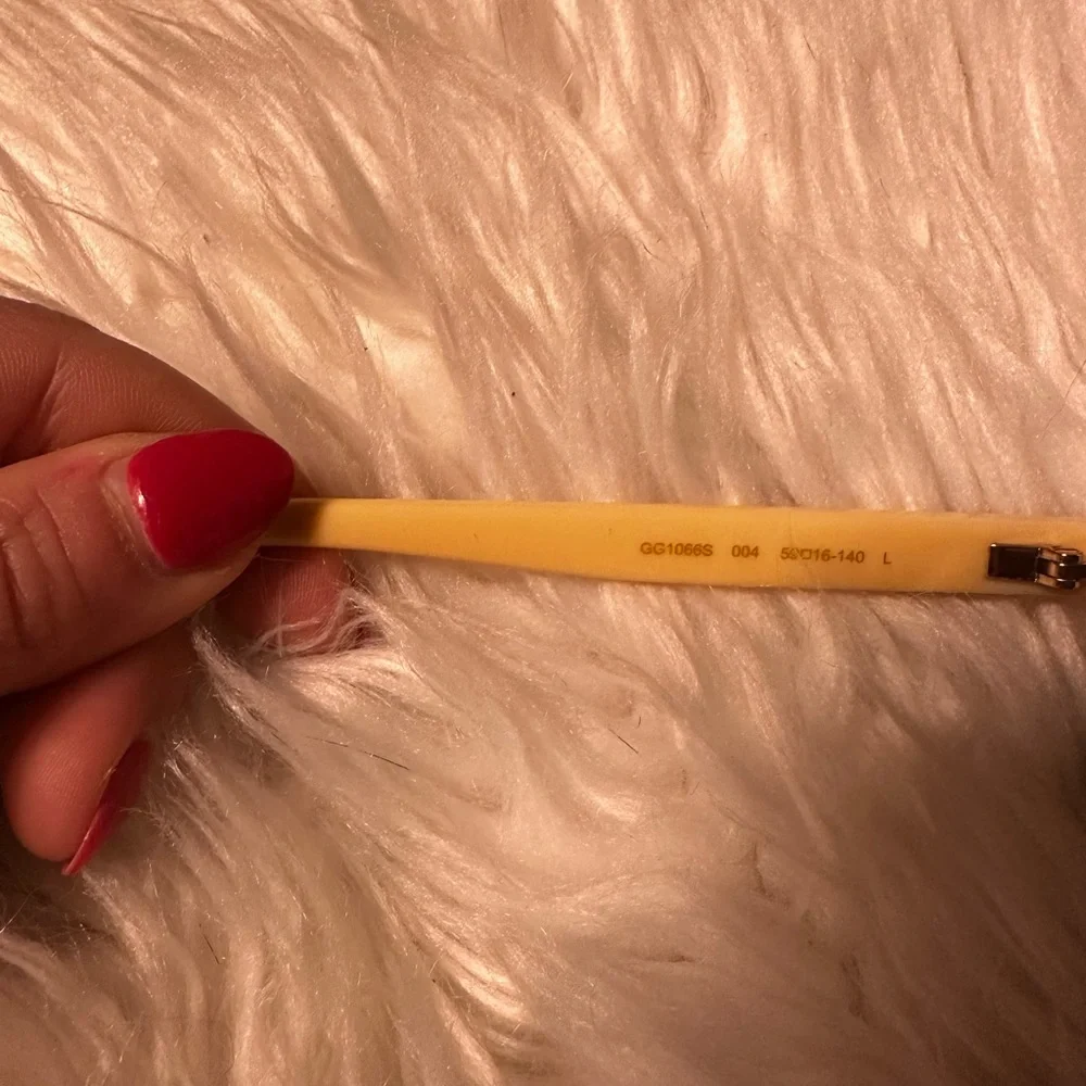 GUCCI SUNGLASSES SUMMER 2022 - Picture 6 of 8